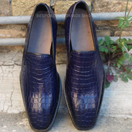 Ready To Ship New Men's Blue Crocodile Leather Print Slip On Moccasin Loafer Style Casual Wear Dress Shoes