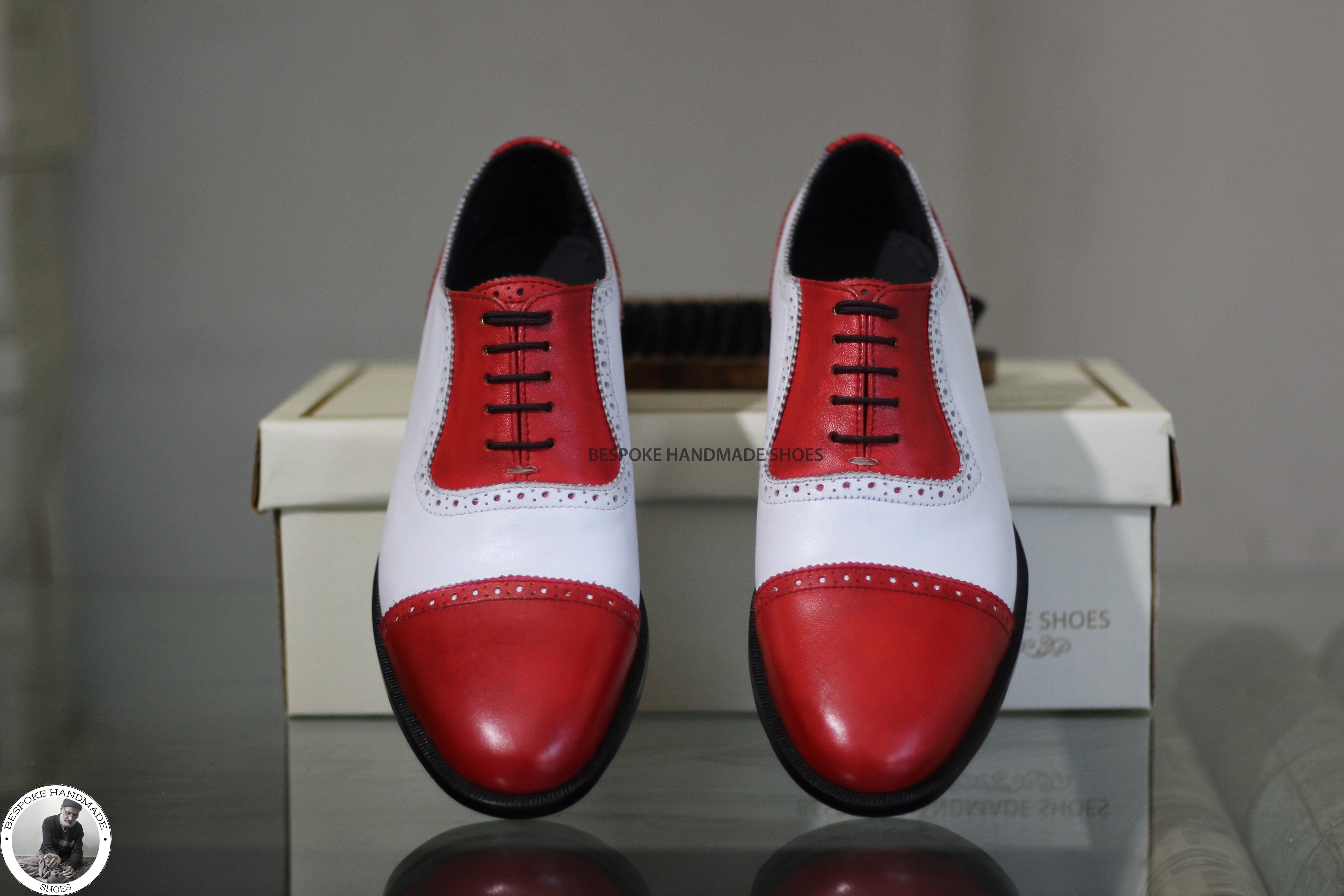 New Men's Handmade White & Red Color Leather Toe Cap Oxford Lace Up Designer Shoes For Men's